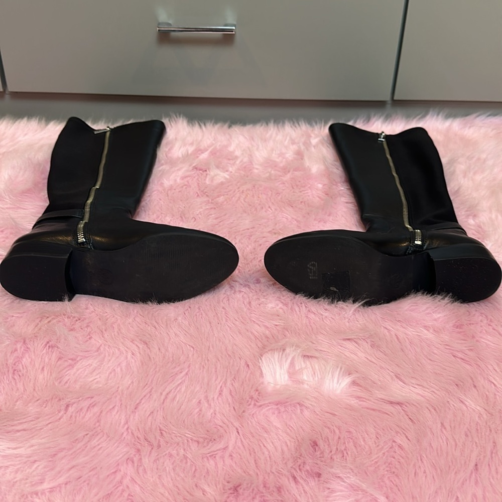 Michael Kors black leather heeled boots size 5.5 - Picture 7 of 7